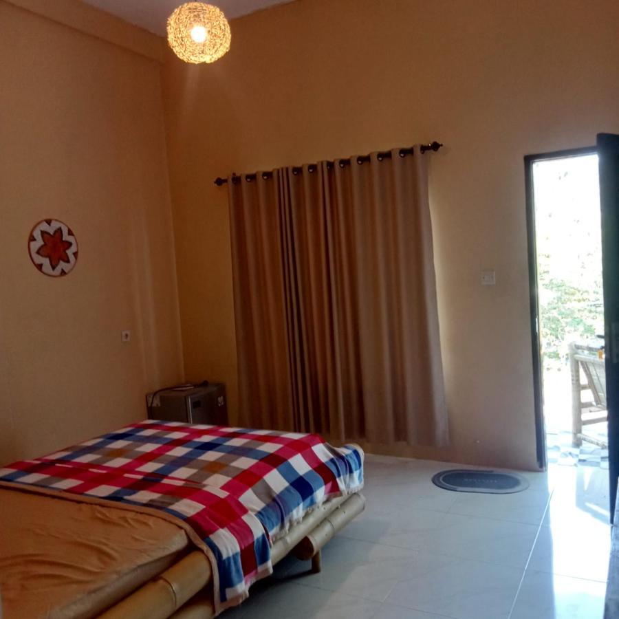 Sunrise Bukit Asam Homestay Kuta  المظهر الخارجي الصورة