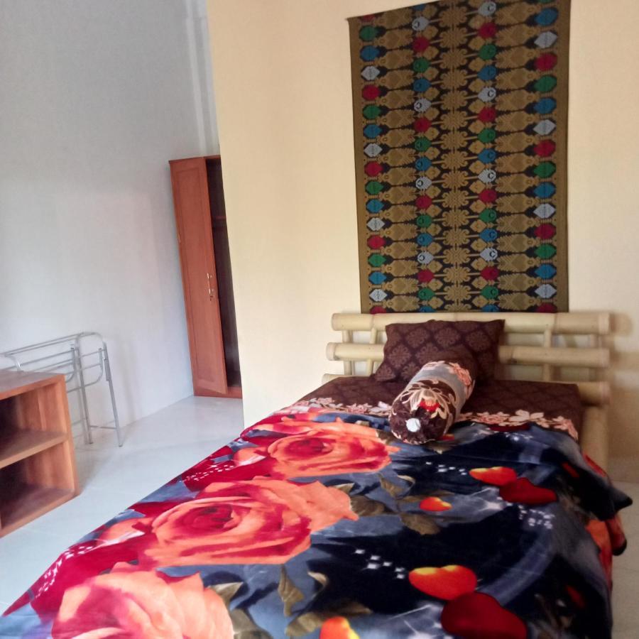 Sunrise Bukit Asam Homestay Kuta  المظهر الخارجي الصورة